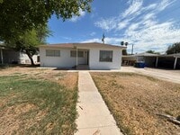 Building Photo - 1249 Sandalwood Dr