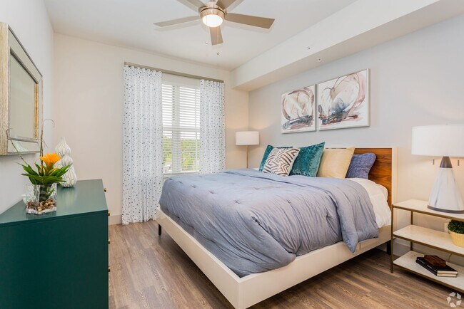 Building Photo - Vive Apartments - Studio 1 Bedroom - S1-E3...