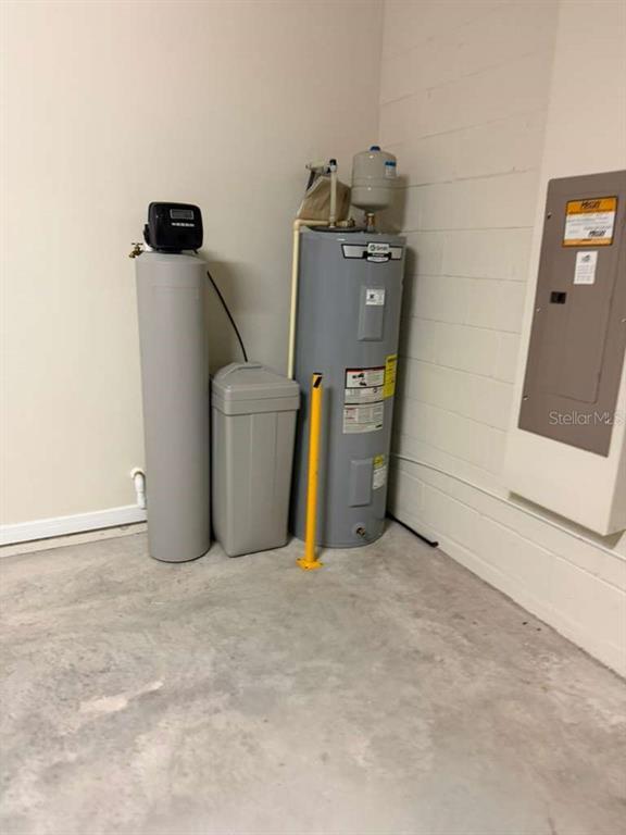 Building Photo - 6048 Forest Perch Dr