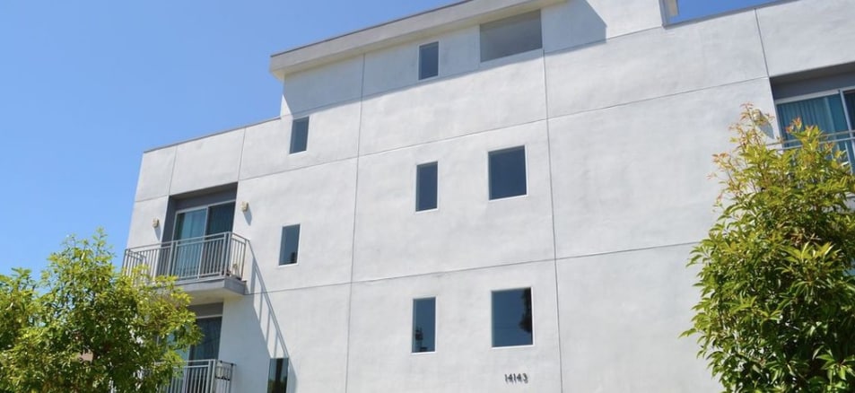 Building Photo - 14143 Burbank Blvd