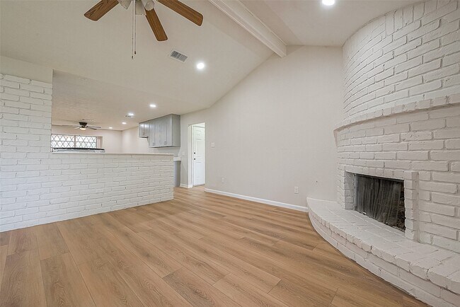 Building Photo - 6919 Maczali Dr