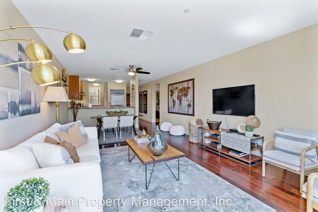 Building Photo - 1 br, 1 bath House - 588 Main Street, Unit...