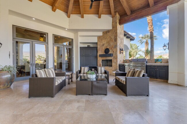 Building Photo - 83054 S Bay Dr