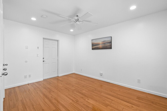 Building Photo - 3450 S Olive Ave