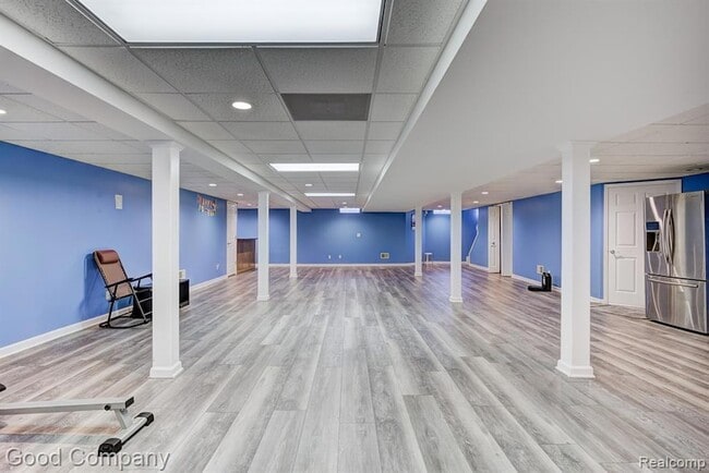 Building Photo - 2924 Wessels Dr