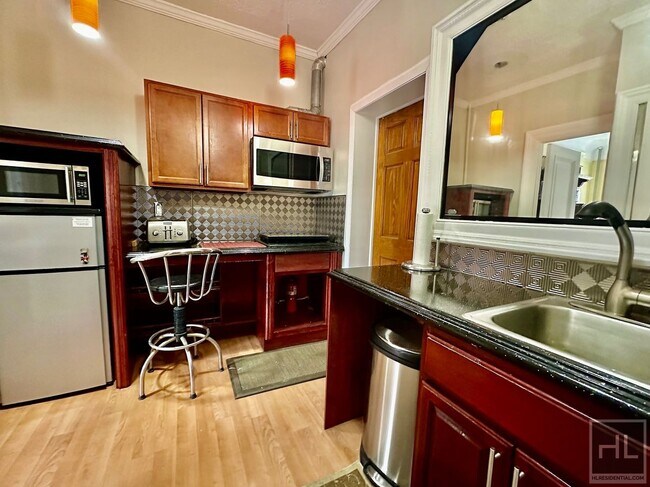 Building Photo - PARK PLACE