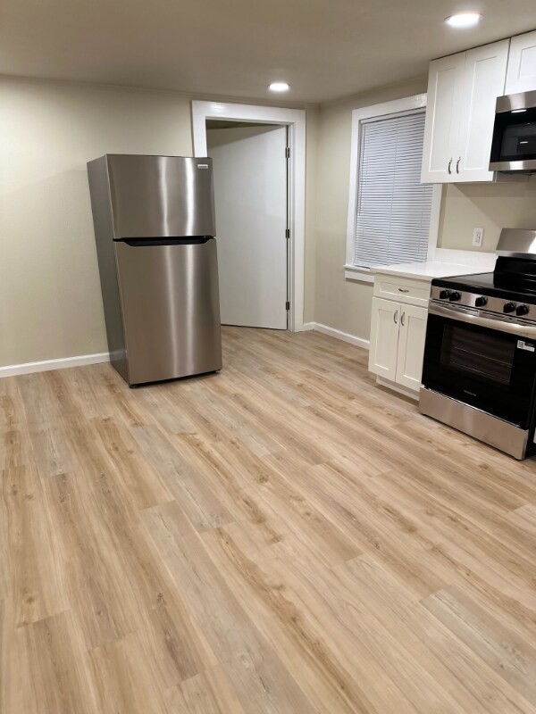 Building Photo - 4306 Earl Blvd