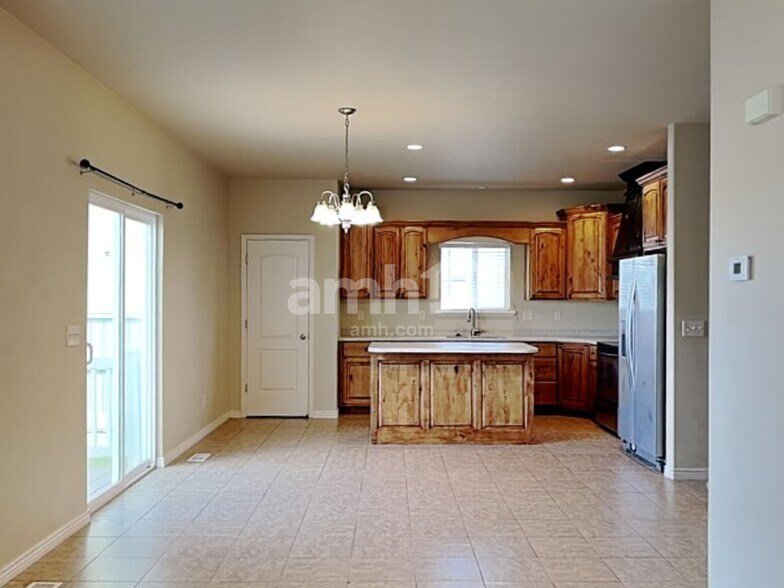 Building Photo - 3501 Bay Ct