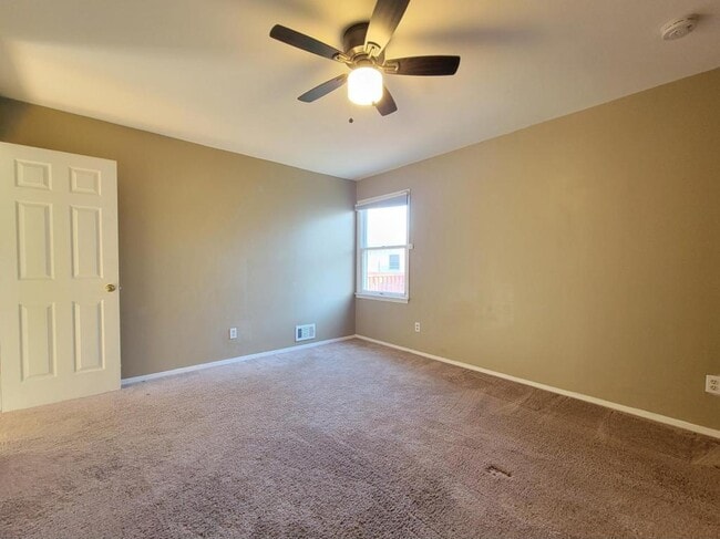 Building Photo - 62 Seabreeze Way