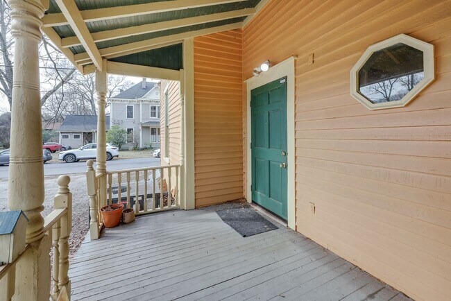 Building Photo - 295 Oglethorpe Ave