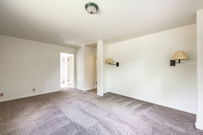 Building Photo - Tranquil Park Meadows Escape with Large Pr...