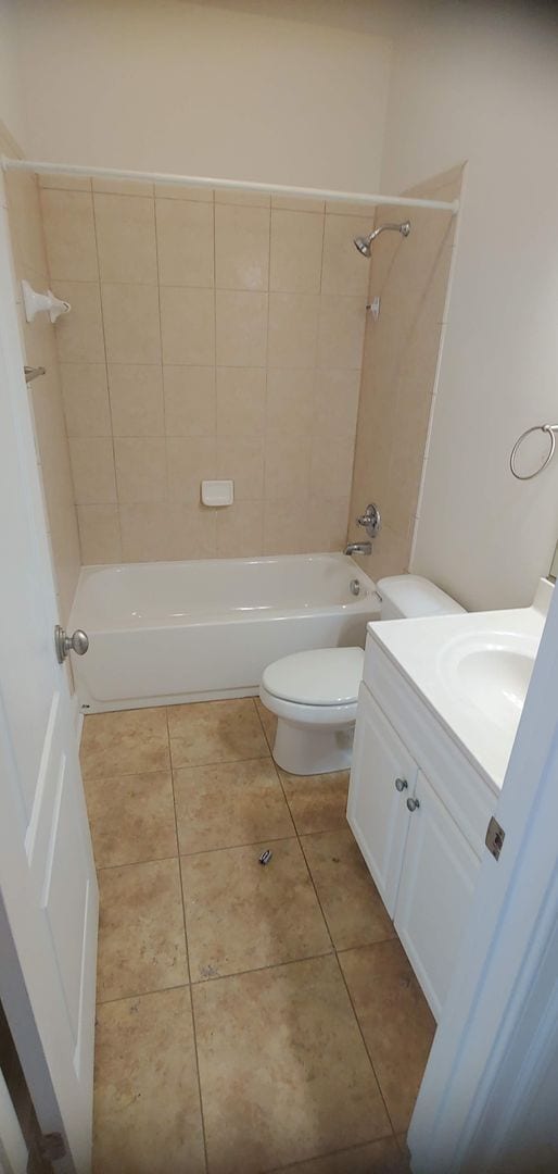 Building Photo - RENT SPECIAL! 4 BR / 3.5 BA Gorgeous Townhouse close to James River