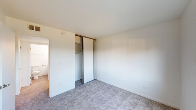 Building Photo - 400 Alameda del Prado