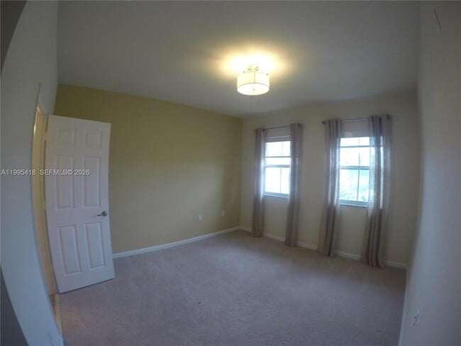 Building Photo - 8760 NW 97th Ave