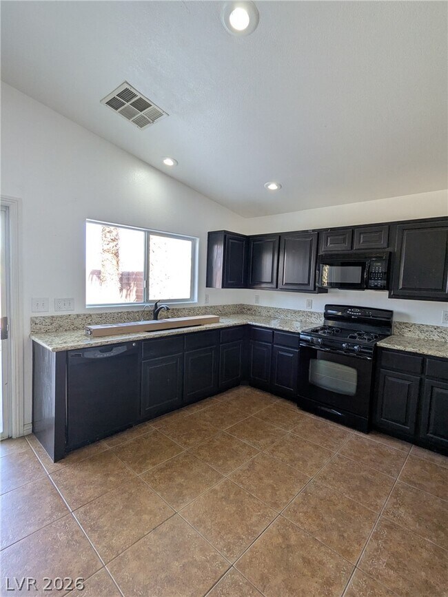 Building Photo - 2266 Smokey Sky Dr