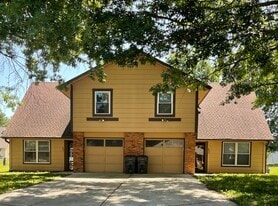 Building Photo - 900 NW 37th St