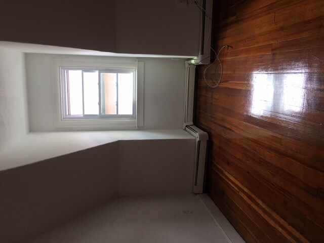 Building Photo - 349 Thayer St