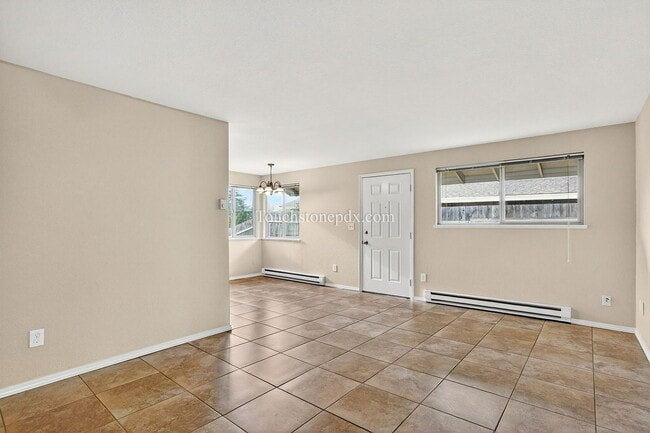 Building Photo - 1920 S Alpine St