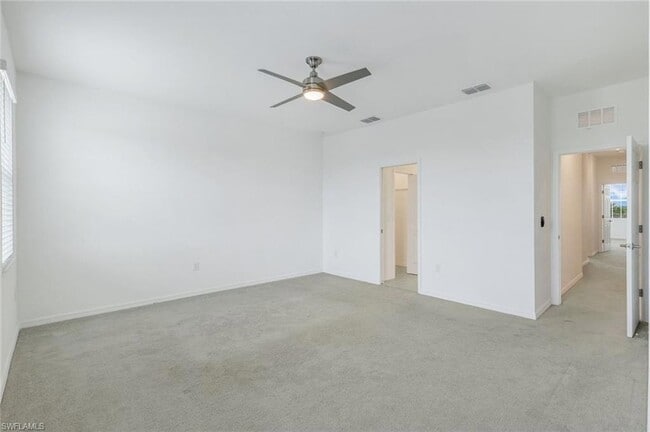 Building Photo - 2858 Blossom Wy