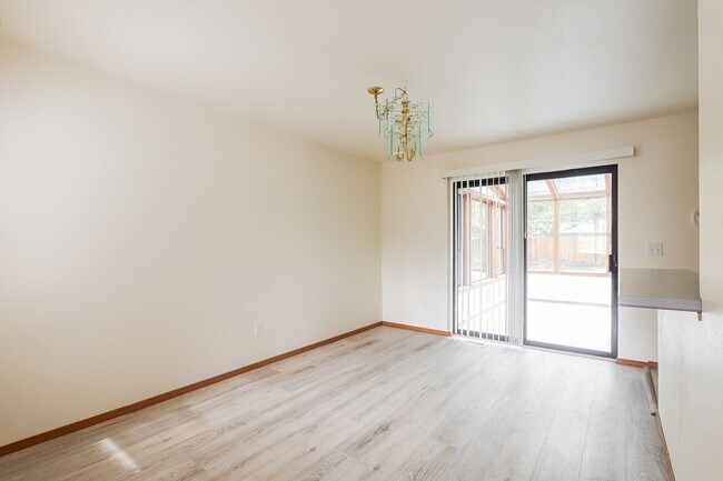 Building Photo - 7813 Box Elder Drive SW