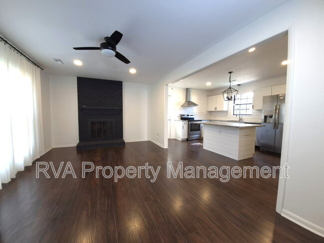 Building Photo - 1409 Gambrel Dr