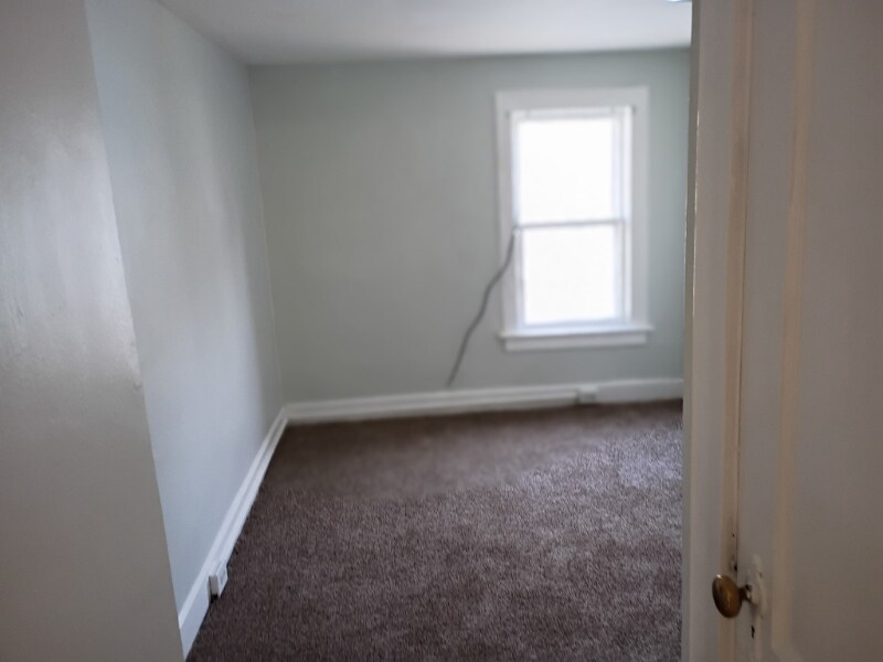 Building Photo - 6 Serrell Ave