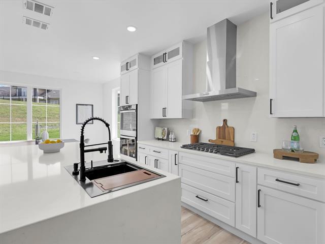 Building Photo - 310 Harborview Dr