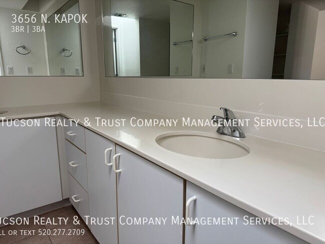 Building Photo - 3656 N. KAPOK-