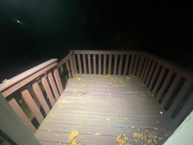 Building Photo - Room in Duplex on Beck St