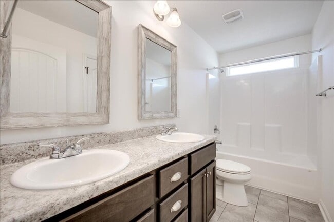 Building Photo - 4507 Raleigh Dr