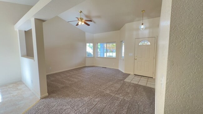 Building Photo - Charming 3/2/2 Home in Gardnerville *MUST SEE*