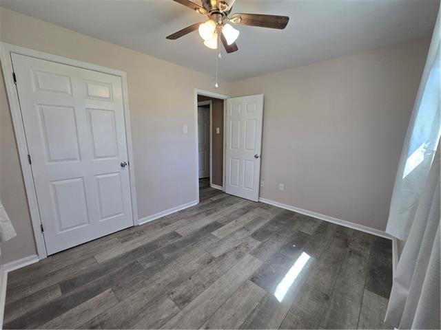 Building Photo - 10483 River Rd