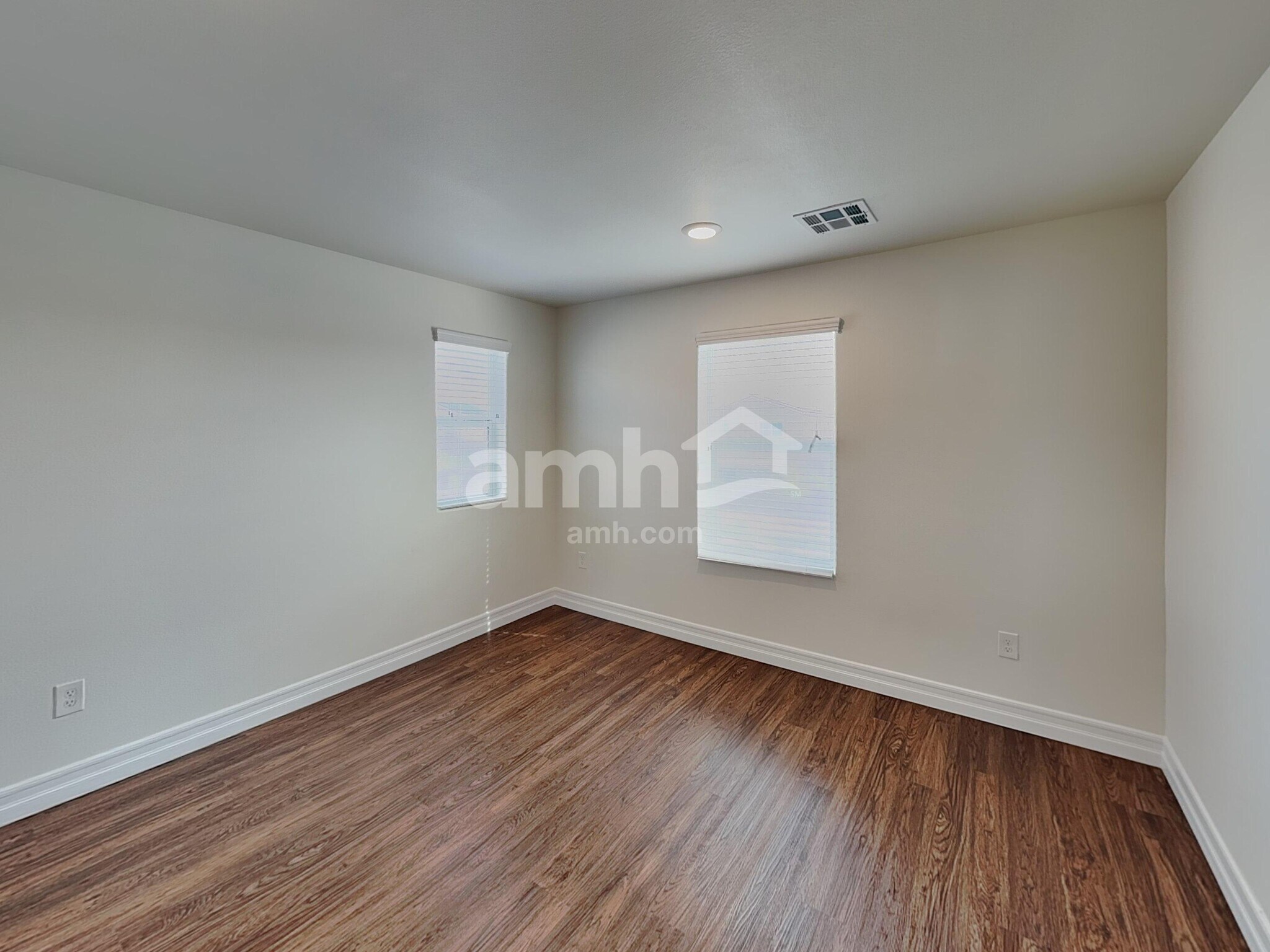 Building Photo - 4718 Tree Swing St