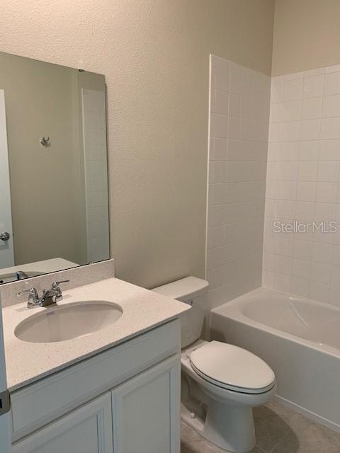 Building Photo - 16452 Champlain St