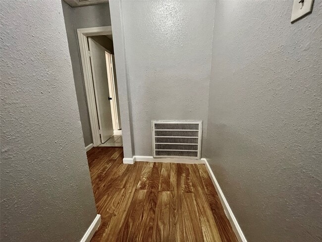 Building Photo - 2019 Place Rebecca Ln