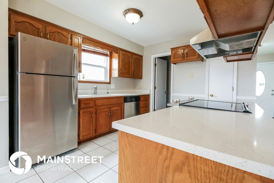 Building Photo - 510 Forestglen Ln