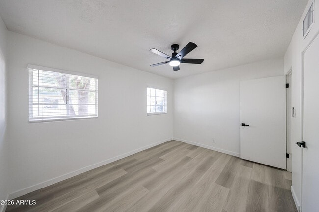 Building Photo - 2945 N 19th Ave