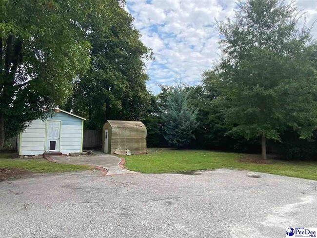 Building Photo - 2109 Hart Rd