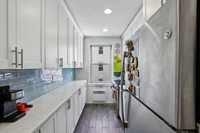 Building Photo - 8450 JFK Blvd E
