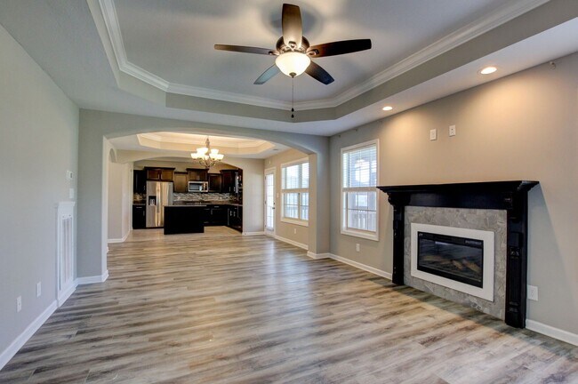 Building Photo - Big and Beautiful Smart Home