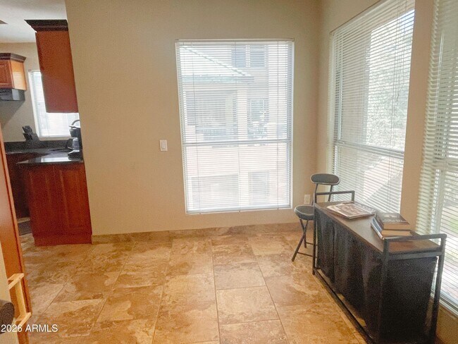 Building Photo - 101 N 7th St