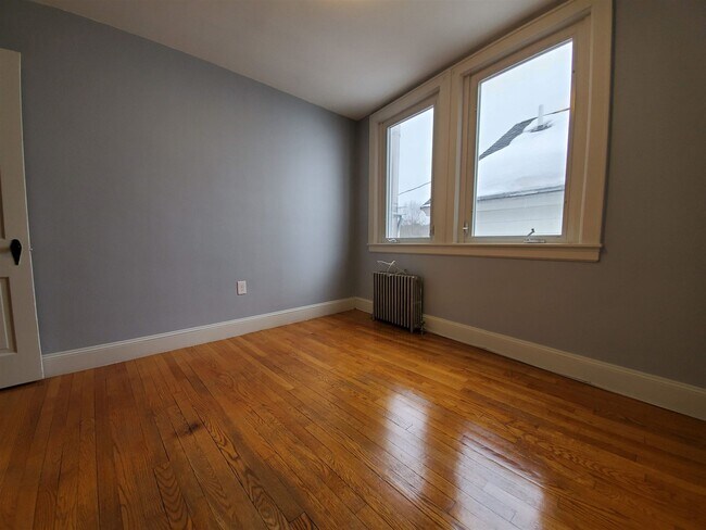 Building Photo - 444 Lafayette Rd