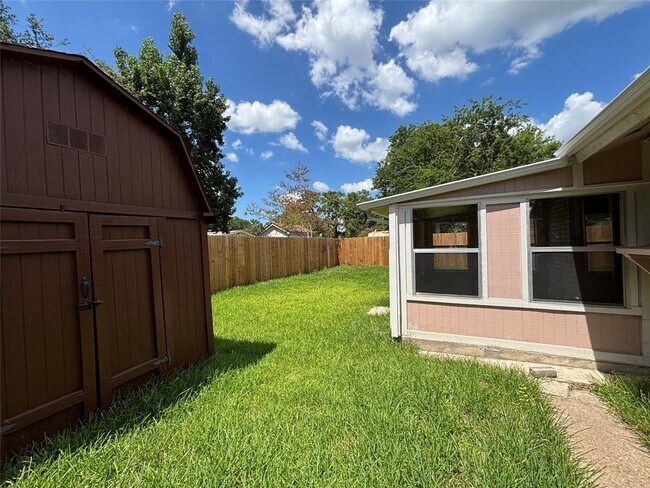 Building Photo - 4526 McCleester Dr