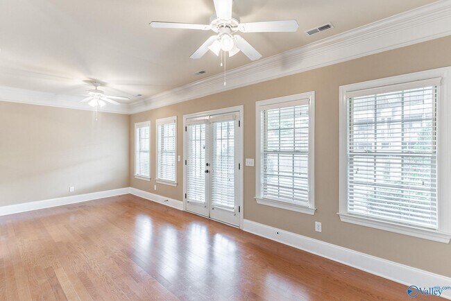 Building Photo - 105 Blanca Dr