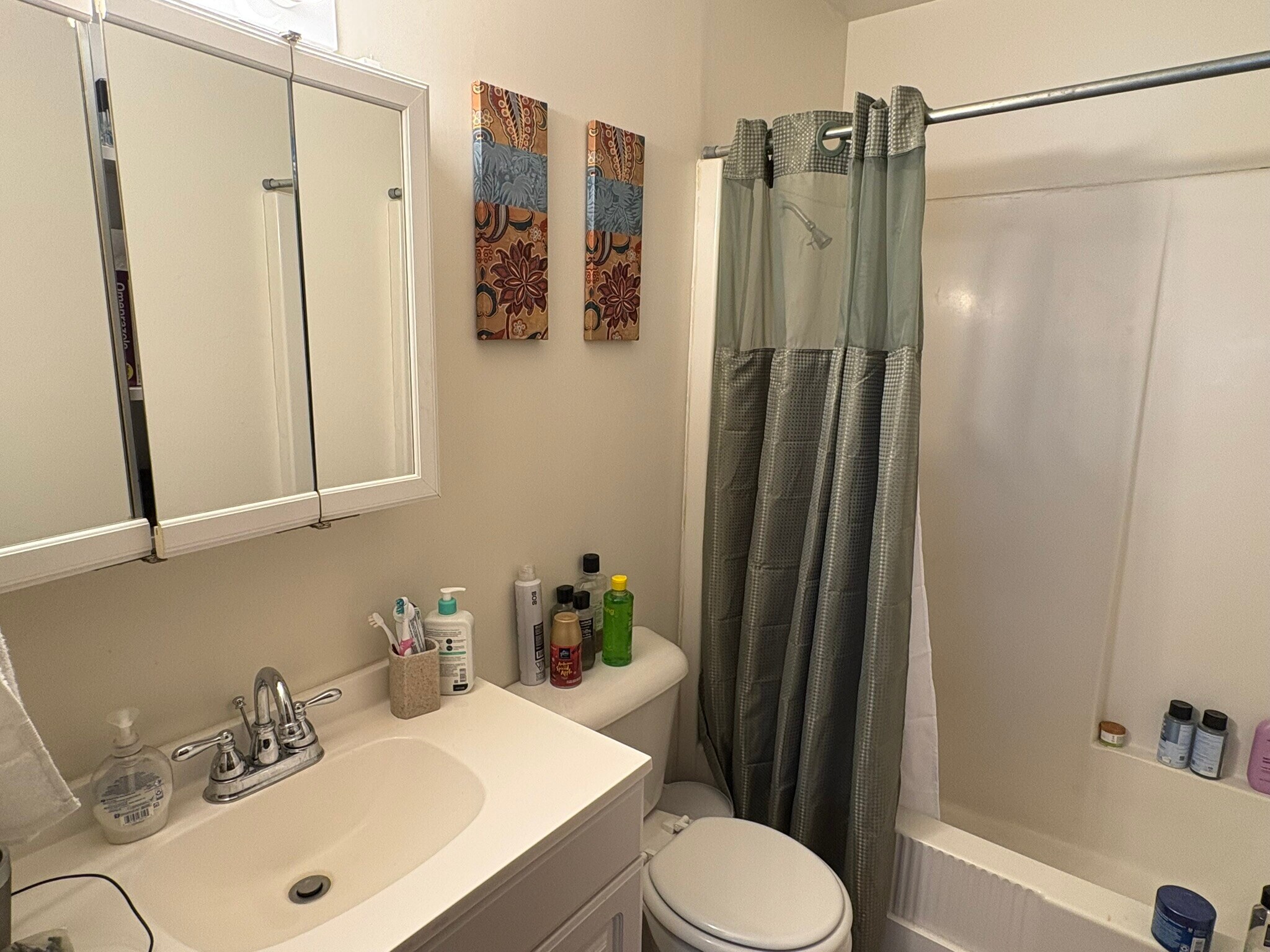 Building Photo - 507 N Linn St