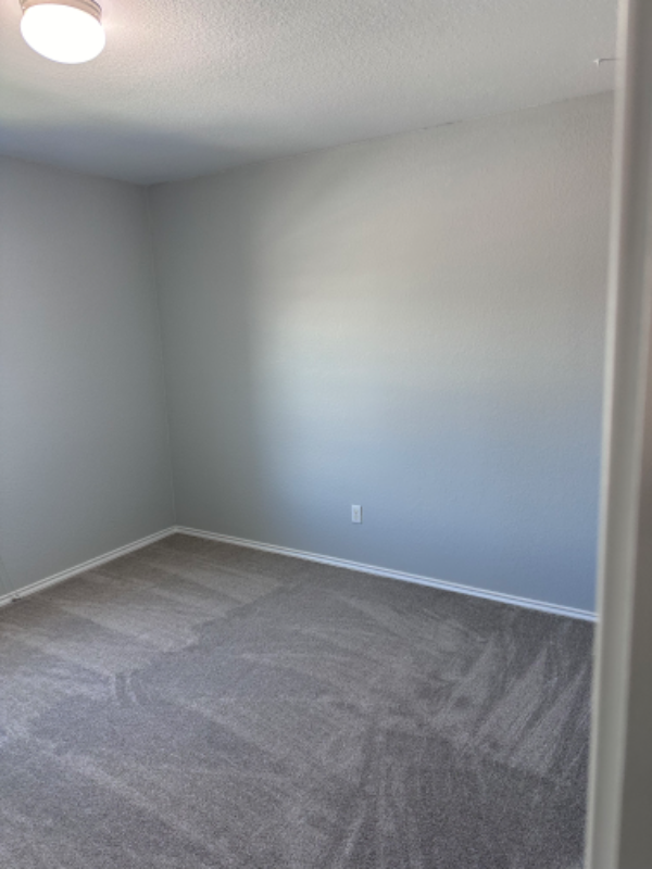 Building Photo - 3108 Claymore St