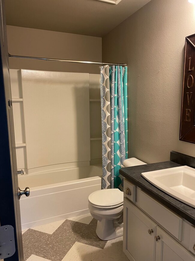 Building Photo - Beautiful home in Josephine Crossings