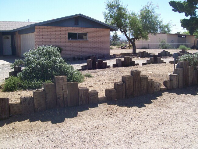 Building Photo - 3706 Martingale Dr