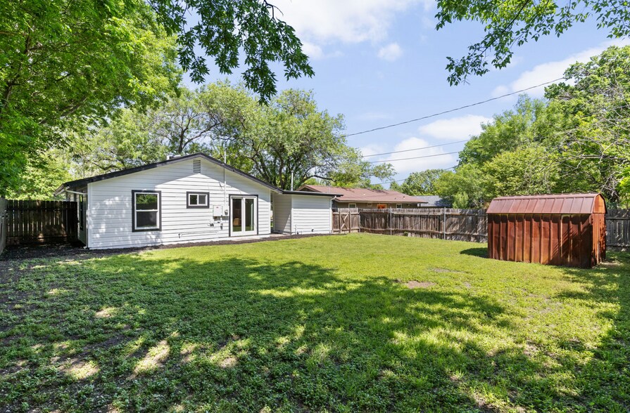 Backyard - 5803 Blythewood Dr