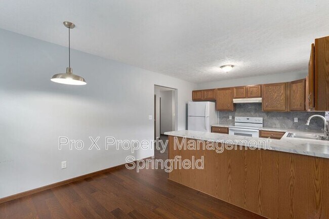 Building Photo - 3119 W Water St